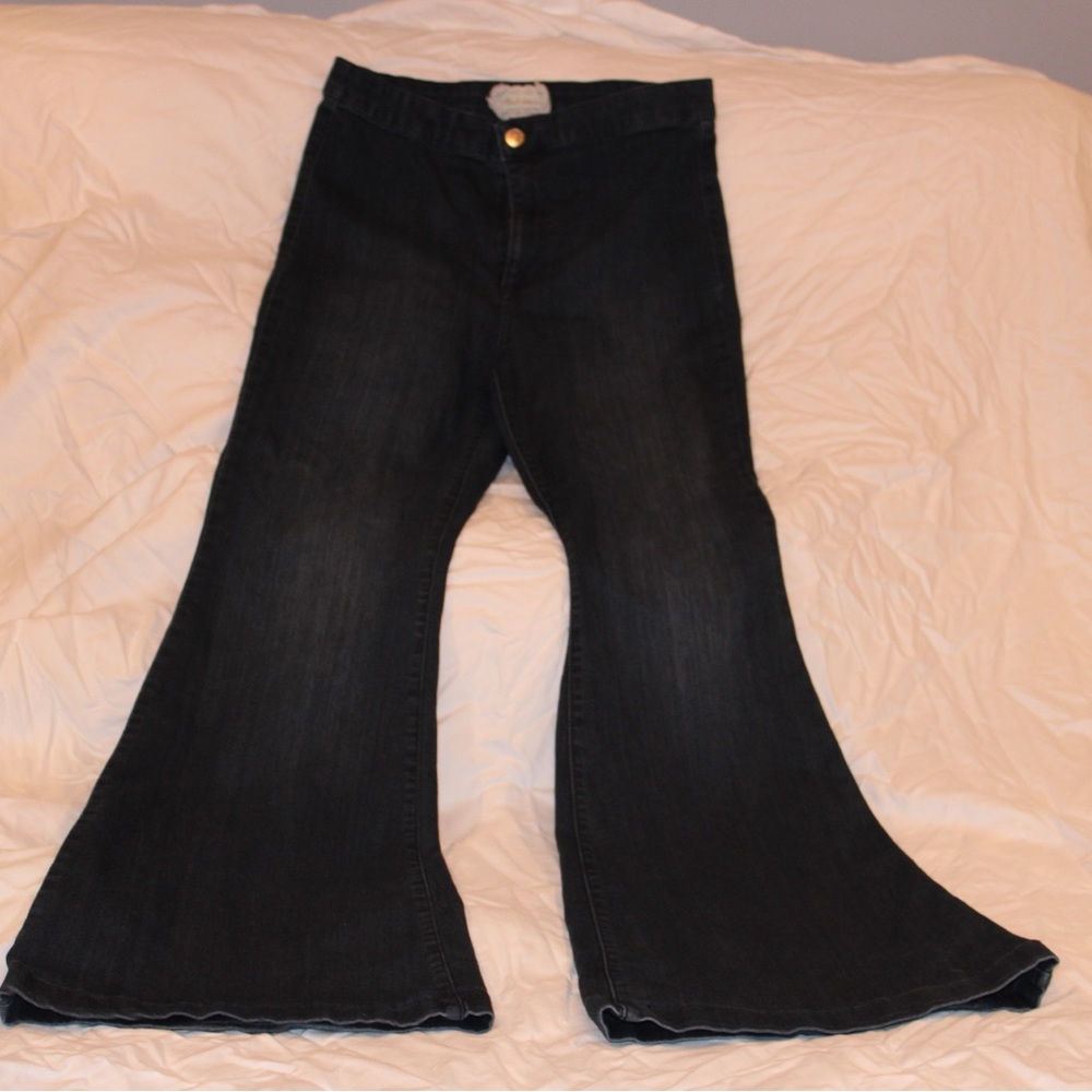 Altar’d State Size 30/11 Blue Bell Bottom Jeans